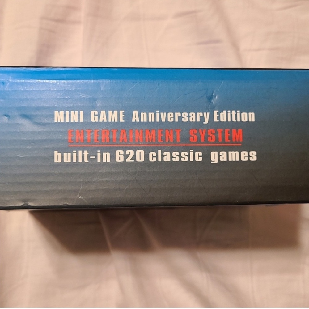 Classic Entertainment Nintendo System featuring 620 built-in games Brand New - Picture 4 of 4